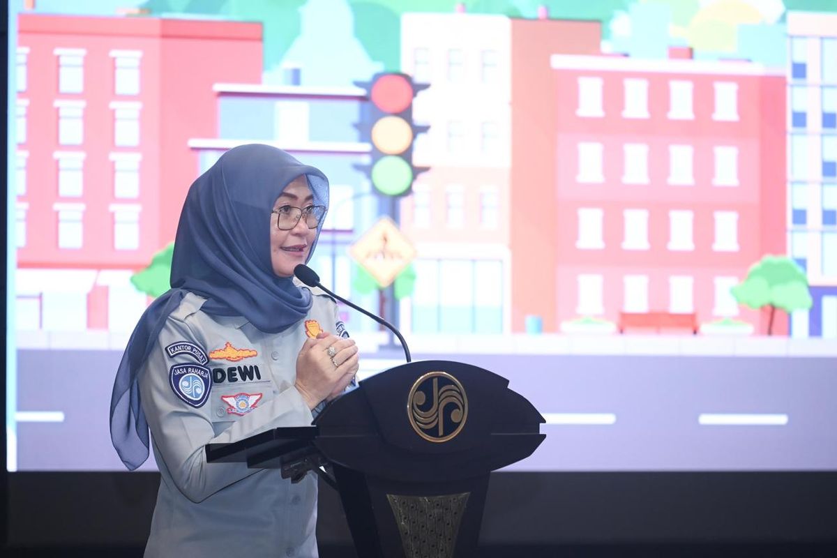 Direktur Operasional Jasa Raharja Dewi Aryani Suzana.