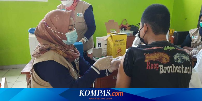 Di Tasikmalaya, Sekolah Buka Pembelajaran Tatap Muka Sembari Vaksinasi Siswa - Vimarsana News