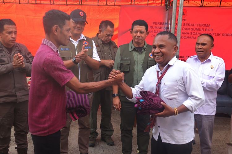 BNPB Resmikan 52 Unit Rumah Bantuan untuk Korban Konflik di Flores Timur