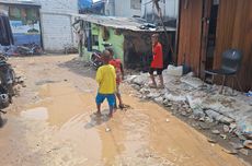 Jalan Rusak di Muara Angke Sering Sebabkan Anak-anak Terjatuh hingga Terluka