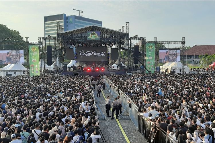 Riuh Tepuk Tangan untuk Fiersa Besari di Penutupan Big Bang Ramadhan 2022