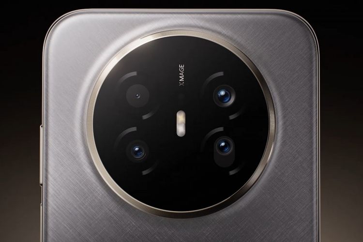 Huawei Mate 70 Air memiliki modul kamera membulat.