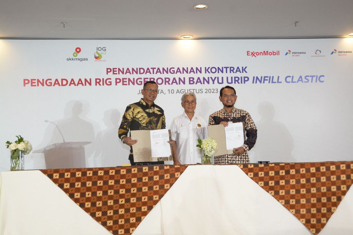 PT Pertamina Drilling Services Indonesia dan Exxonmobil Cepu Limited (EMCL) menandatangani kontrak pengadaan rig untuk pengeboran di Lapangan Banyu Urip, Kamis (10/8/2023).   
