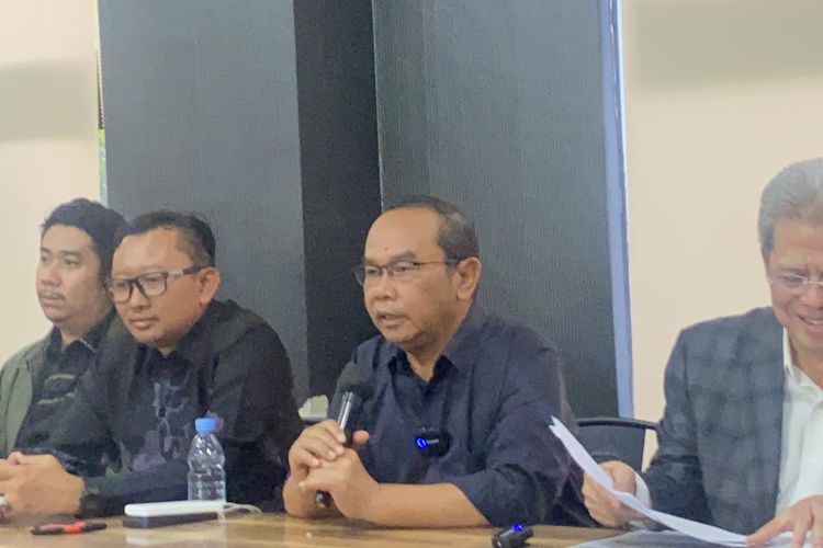 Saiful Mujani: Daripada Saya 