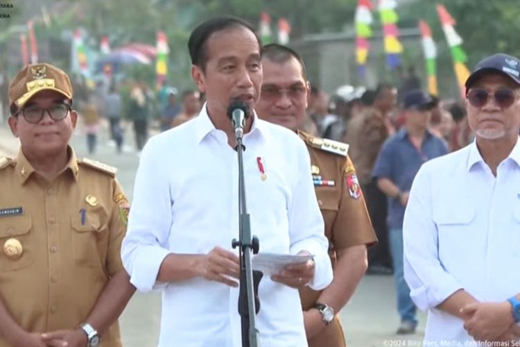 Jokowi Resmikan 16 Ruas Jalan di Lampung, Telan Biaya Rp 806 Miliar