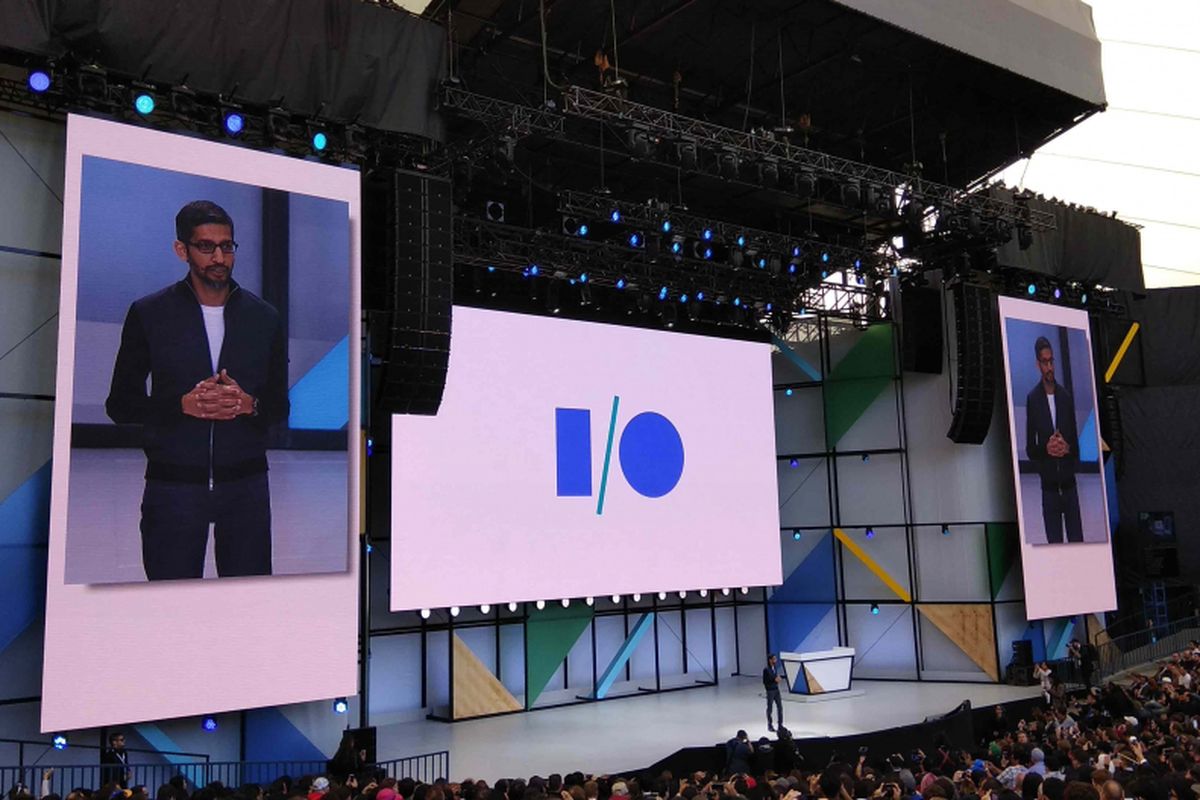 CEO Google Sundar Pichai memberikan keynote utama pada ajang tahunan Google I/O di Googleplex, Mountain Views, AS, Rabu (17/5/2017).