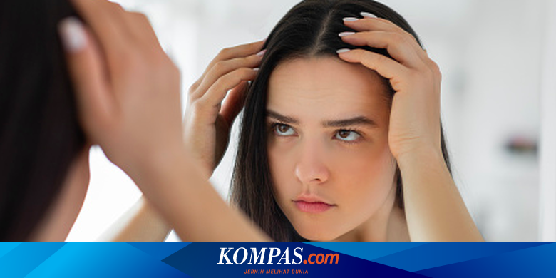 Mengenal Penyebab Ketombe Rambut dan Tips Pilih Sampo