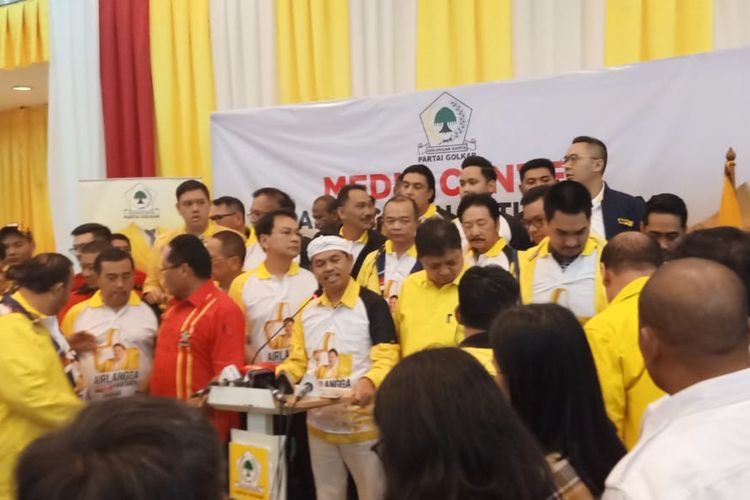 Ketua DPD Golkar Jawa Barat Dedi Mulyadi dalam Munas Golkar di Hotel Ritz-Carlton, Selasa (3/12/2019).