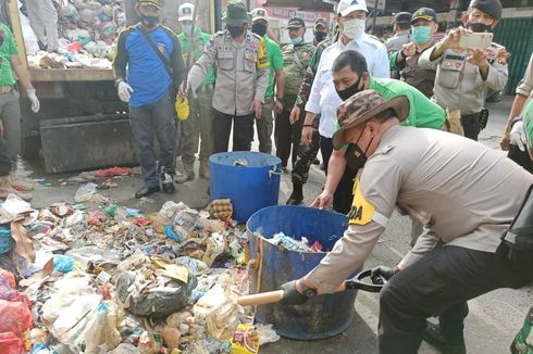Sampah Masih Menumpuk di Pekanbaru, DLHK: Sulit Mencapai Bersih 100 Persen