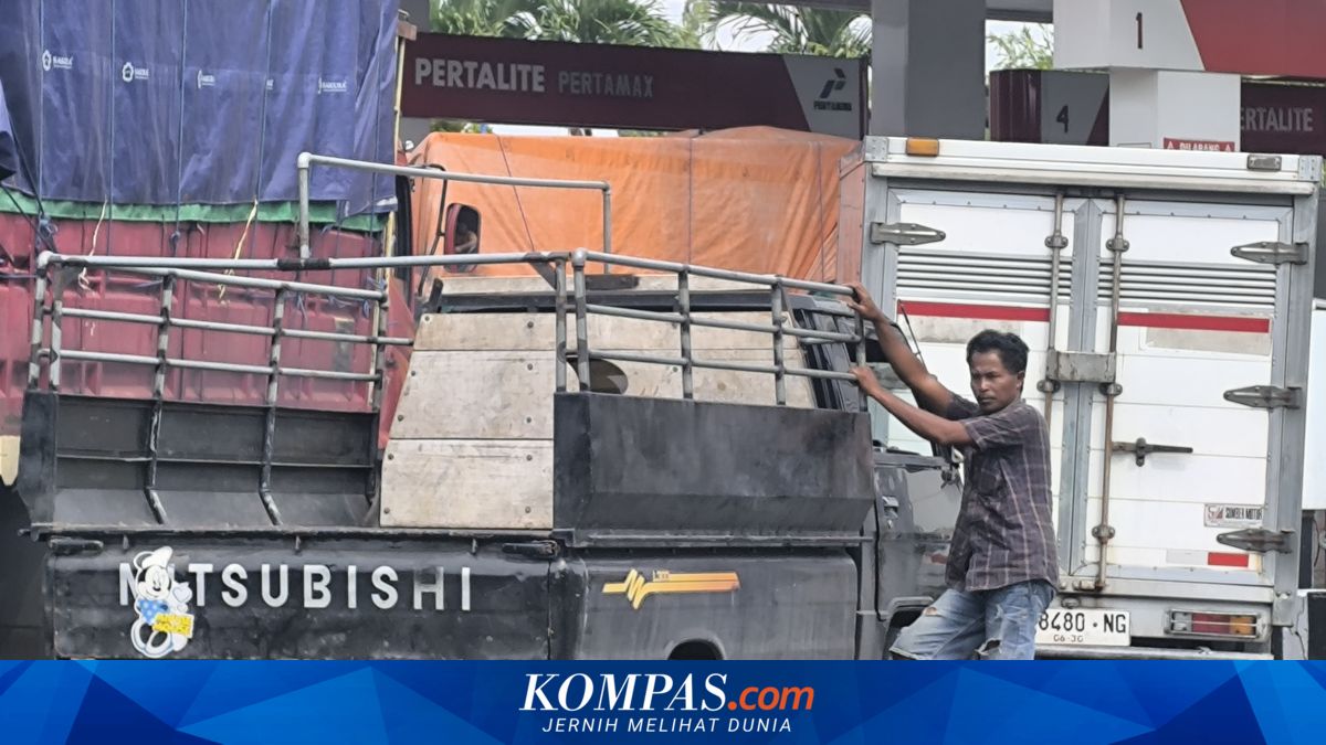 Antrean Menumpuk di Satu SPBU di Pamekasan, Bio Solar Diduga Kembali Kosong

Klik untuk baca: