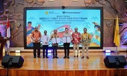 Freeport Serahkan Gedung Sains-Kemitraan Uncen, Perkuat Riset dan Pembelajaran di Papua