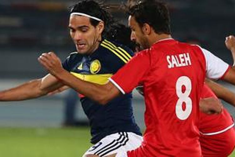 Radamel Falcao mencetak satu gol saat Kolombia menang 3-1 atas Kuwait, Senin (30/3/2015). 