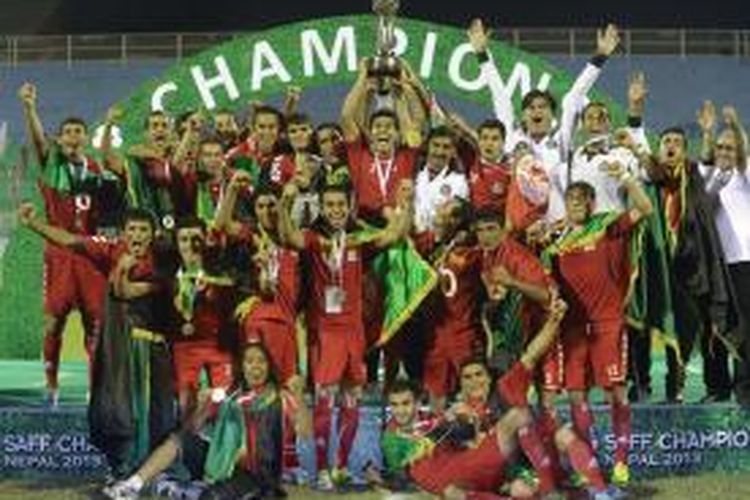 Tim nasional Afganistan menjuarai turnamen sepak bola antar negara Asia Selatan setelah di final mengalahkan India 2-0.