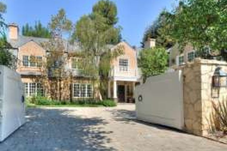 Rumah Adele di Beverly Hills.