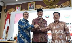 Gubernur Riau Minta Tenaga Honorer Diprioritaskan Jadi CPNS dan PPPK