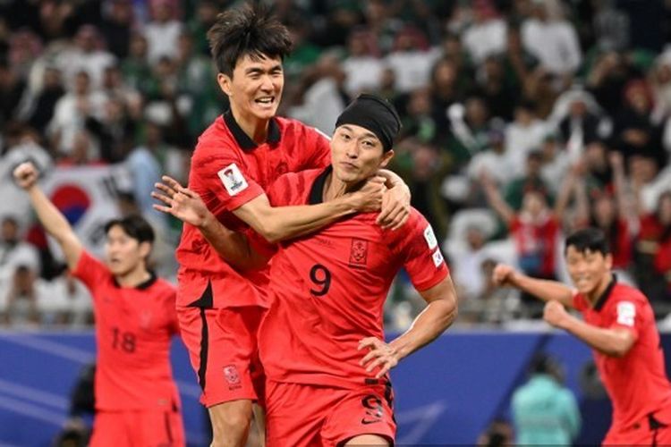 Penyerang Korea Selatan, Cho Gue-sung, berselebrasi seusai mencetak gol dalam 16 besar Piala Asia 20233 antara Arab Saudi vs Korea Selatan di Stadion Education City pada 30 Januari 2024. Artikel ini berisi hasil 16 besar Piala Asia 2023.