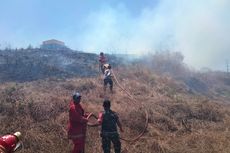 Karhutla di Sumbawa Dekati Jalan dan Sebabkan Pengendara Sesak Napas