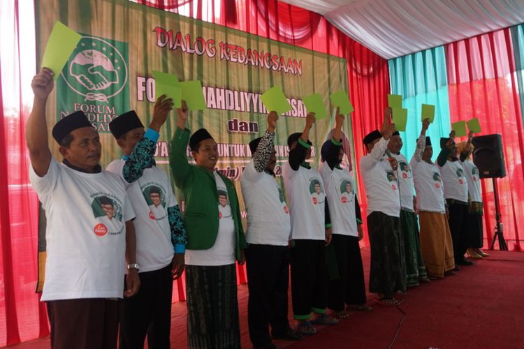 Kartu hijau yang dikeluarkan oleh pendukung Cak Imin di Banyuwangi untuk maju sebagai Capres 2019 saat deklarasi yang digelar pada Sabtu (17/2/2018)
