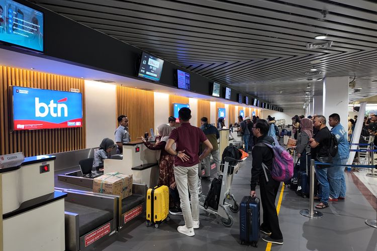 Puncak Arus Balik di Bandara Juanda Tembus 52.648 Penumpang dalam Sehari