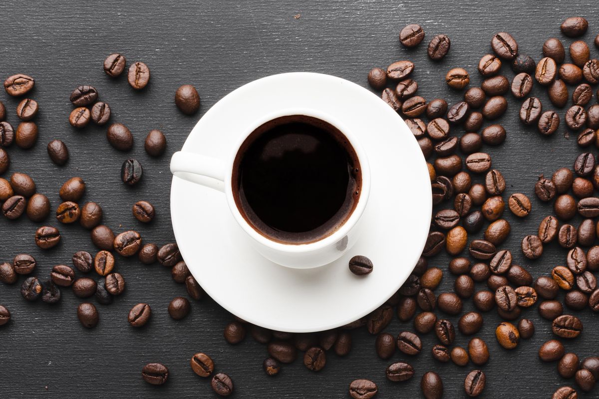 Ilustrasi kopi. Apa kamu suka begadang dengan minum kopi? Kopi memang memberi efek kuat begadang, tetapi ada beberapa hal yang perlu diperhatikan.