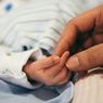 Hati-hati Menasabkan Anak di Luar Nikah kepada Orang Tua Angkat demi Administrasi