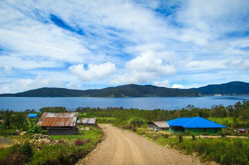 5 Tips Berburu Foto di Danau Anggi Papua Barat