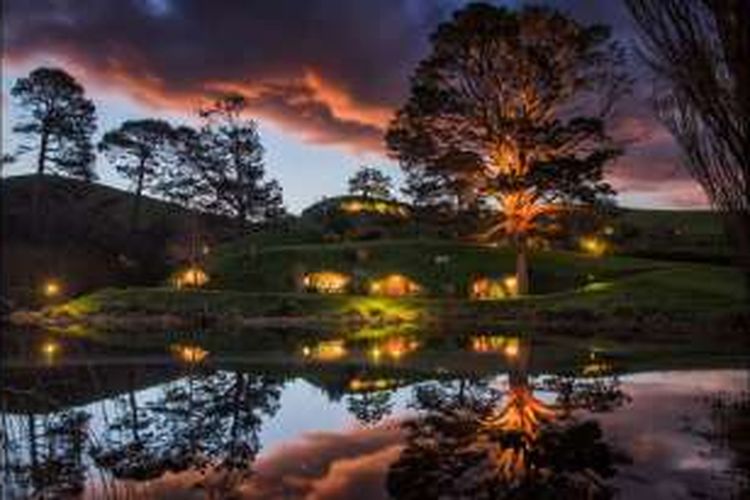 Pada 22 September 2016, Hobbiton Movie Set di Selandia Baru akan menjadi tempat berlangsungnya acara International Hobbit Day.