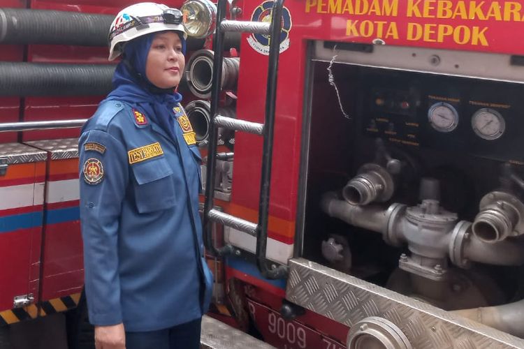 Kepala Seksi Penyelamatan pada UPT Damkar Pos Merdeka, Tessy Haryati.