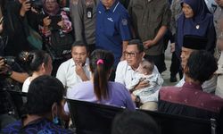 Dampingi Menteri P2MI, Gubernur Riau Serukan PMI Patuhi Prosedur Resmi