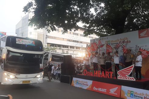 AHM Berangkatkan 2.559 Konsumen Mudik Naik Bus