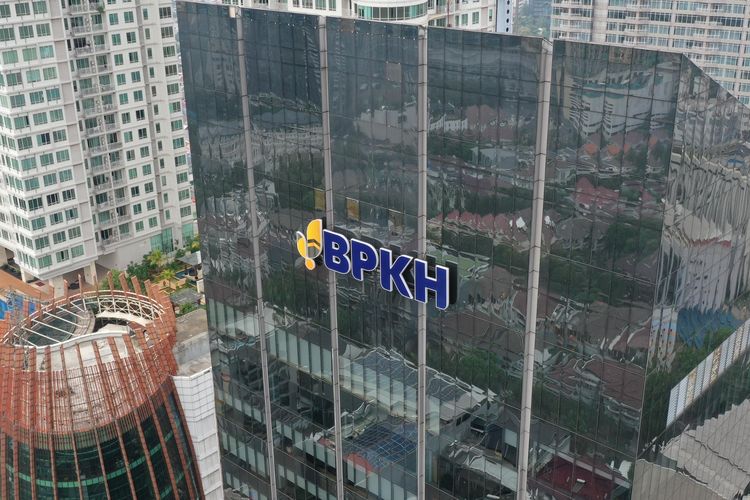 Gedung Badan Pengelola Keuangan Haji (BPKH) di Jakarta.