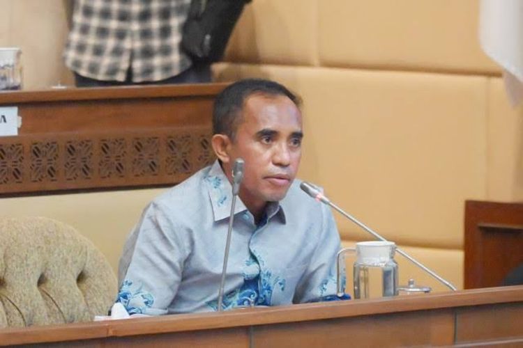 Anggota Komisi II Dewan Perwakilan Rakyat (DPR) Anwar Hafid saat menghadiri Rapat Kerja (Raker) Komisi II DPR di Kompleks Parlemen, Jakarta, Rabu (31/8/2022).
