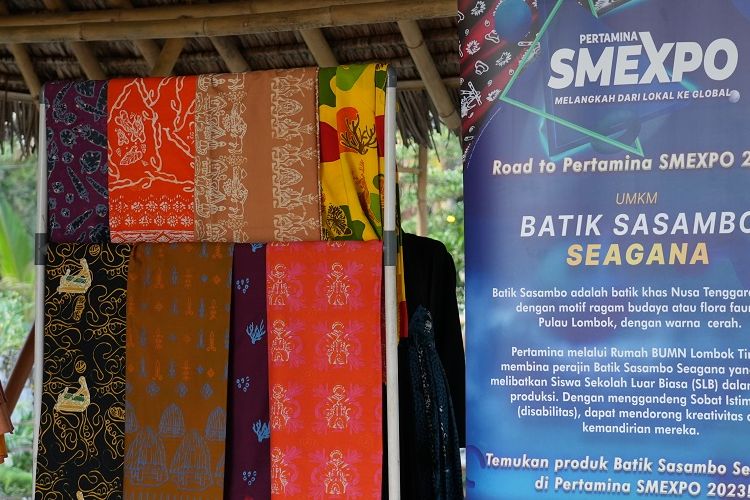 Salah satu produk dari UMKM mitra binaan Pertamina Seagana Batik Sasambo.