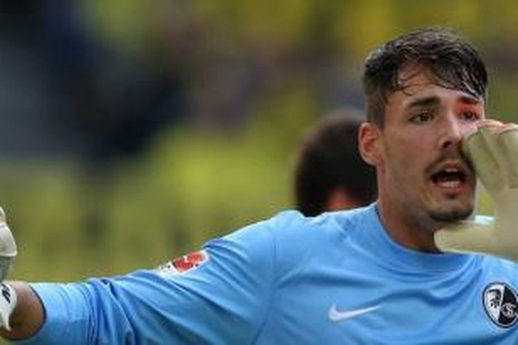 Kiper Borussia Dortmund, Roman Burki. 