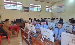 Nilai TKA SMA 2025 Jeblok, Tanda Masalah Besar di Pendidikan Dasar