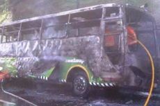 Bus Pemudik Terbakar di Tol Purbaleunyi