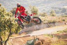 Alasan Pebalap MotoGP Tetap Latihan Pakai Motor Motocross