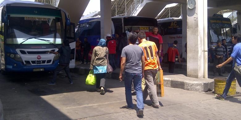 Tarif Bus Surabaya-Malang naik pasca kenaikan BBM.