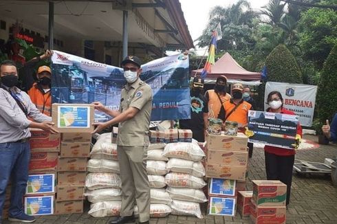 Lima Kelurahan di Makasar Dapat Bantuan Ratusan Paket Sembako