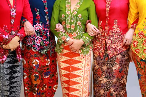 7 Toko Online yang Menjual Kebaya Tradisional hingga Modern 