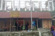 Kabut Tebal, Willem Batal Muncak di Gunung Merapi