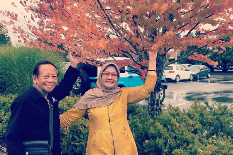 Kedua orangtua Maia Estianty, yakni Harjono Sigit dan Kusthini.