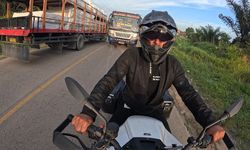 WNA Slovakia Keliling Dunia Pakai Motor Listrik Dimulai dari Indonesia