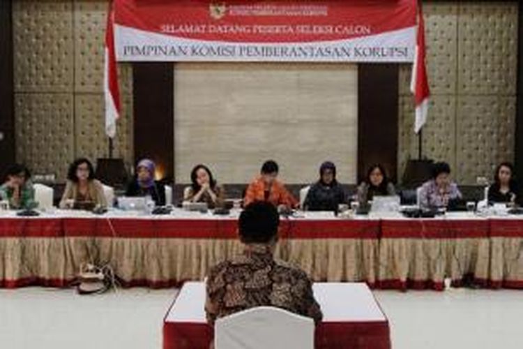 Panitia seleksi calon pimpinan KPK melakukan seleksi tahap akhir, yakni tes wawancara terbuka bagi 19 calon selama tiga hari hingga 26 Agustus mendatang, di kantor Kementerian Sekretariat Negara, Jakarta, Senin (24/8/2015).