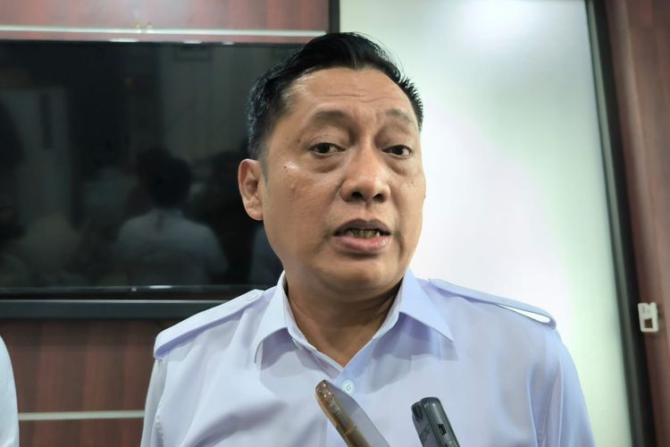 Anggota Main Game dan Merokok Saat Rapat, Ketua DPRD Jember Minta Maaf dan Akan Proses Etik