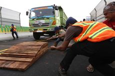 Uji Beban Jalan Layang Transjakarta Koridor 13