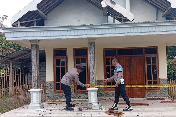 Rumah Warga di Malang Diduga Dapat Teror Pelemparan Bom Molotov, Polisi Selidiki
