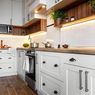 7 Warna Kitchen Set Ini Bisa Membuat Dapur Tampak Lebih Luas