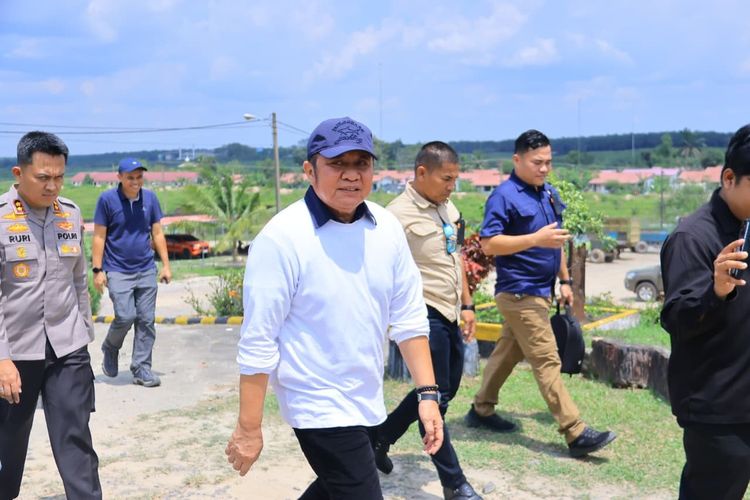 Harga Plastik Mencekik, Gubernur Sumsel Sarankan UMKM Gunakan Daun Pisang