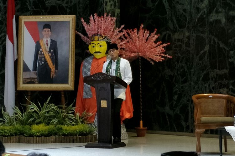 Wakil Gubernur DKI Jakarta Sandiaga Uno saat coffee morning bersama Kadin DKI di Balai Kota DKI Jakarta, Jumat (9/2/2018).